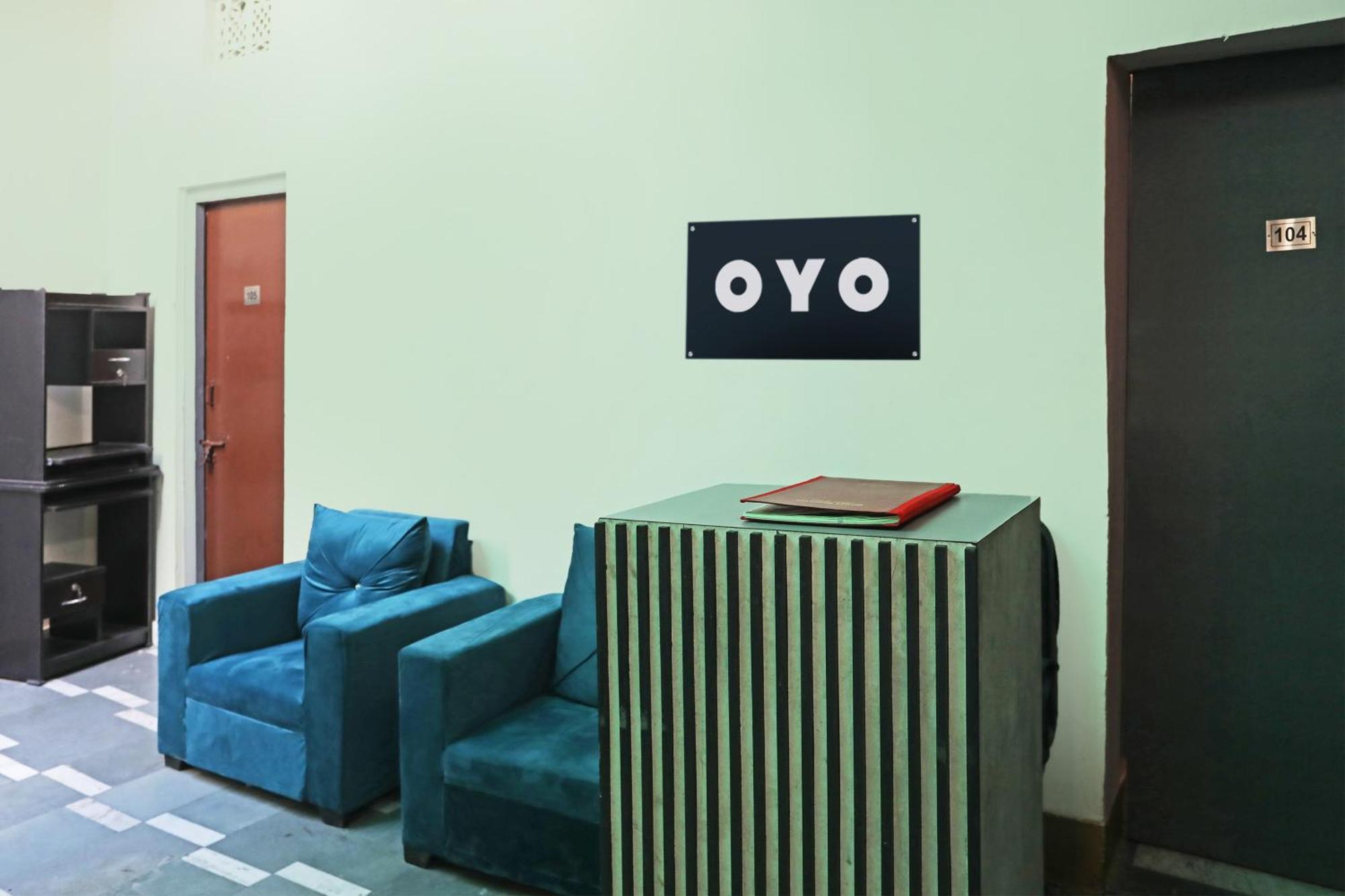 Oyo Kashish Palace New Delhi Exterior photo
